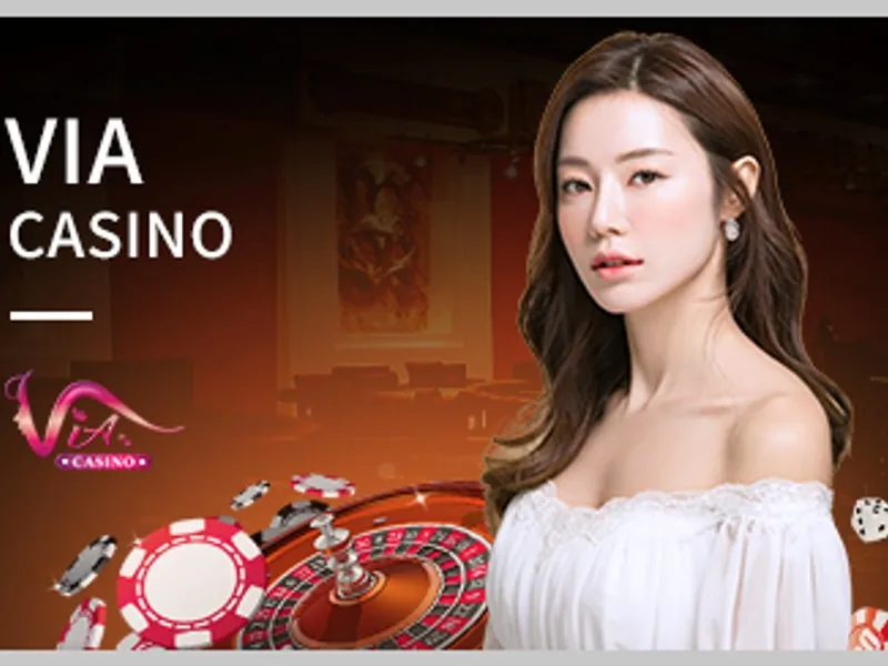 Hình ảnh nền tảng casino trực tuyến với máy đánh bạc và người chia bài trực tiếp